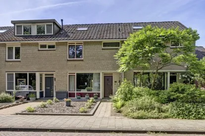 Tussenwoning te koop: De Morinel 192, De Oeverloperwijk Dronten