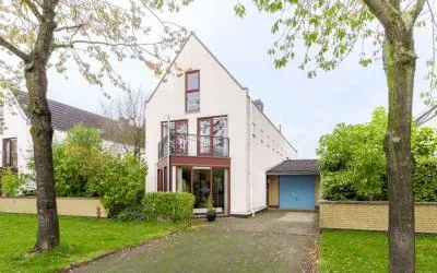 Twee-onder-één-kap te koop: De Mui 53, Kattenbroek-Noord Amersfoort