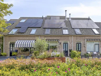 Tussenwoning te koop: De Negen Geerzen 9, Debbemeer-Zuid Warmenhuizen