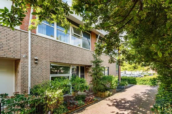 Tussenwoning te koop: De Nes 13, Vleuten Vleuten