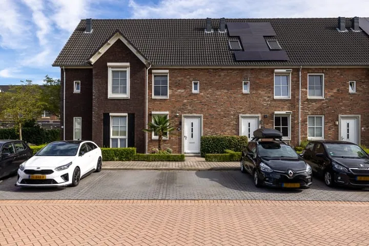 Terraced house for sale: De Nevel 18, Wijnbergen - Het Westen Doetinchem