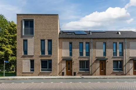 Tussenwoning te koop: De Nobelstraat 37, Quirijnstok Noord-West Tilburg