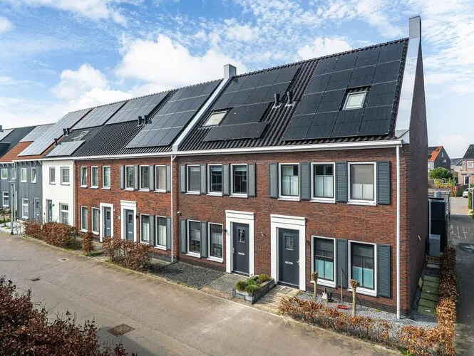 Tussenwoning te koop: De Ôfset 27, Wiarda Leeuwarden
