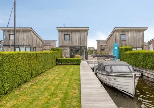 Detached house for sale: De Opper 12-32, Verspreide huizen Heeg Heeg