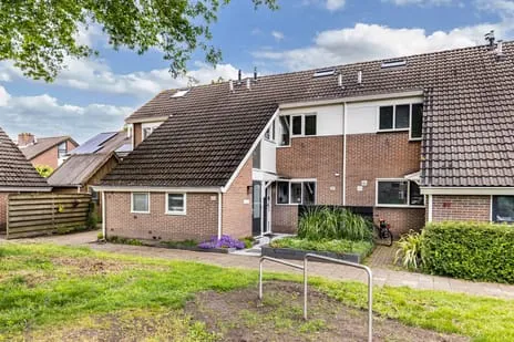 Terraced house for sale: De Orion 83, De Folgeren centrum Drachten