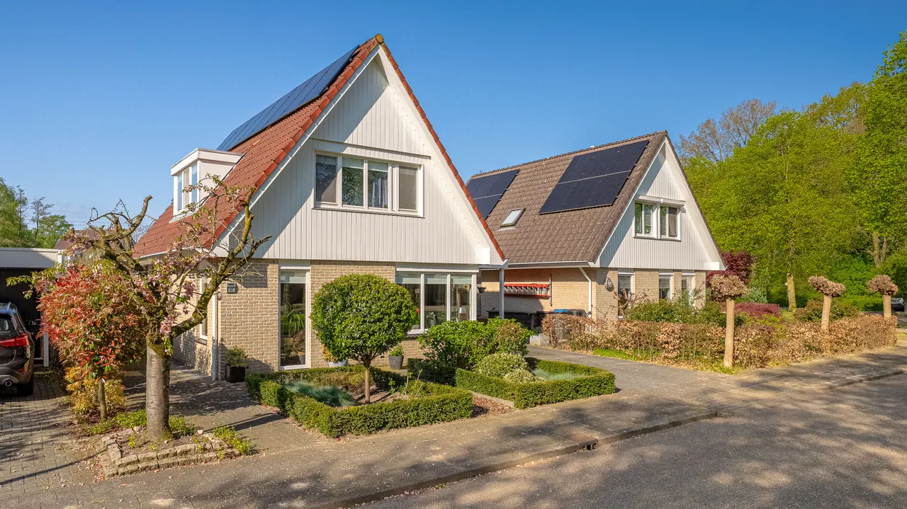 Vrijstaande woning te koop: De Ortolaan 10, Almelo