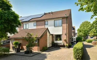 Corner house for sale: De Paarl 2, Ouderkerk aan de Amstel Ouderkerk Aan De Amstel