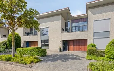 Tussenwoning te koop: De Parelvissers 25, De Maten Kampen
