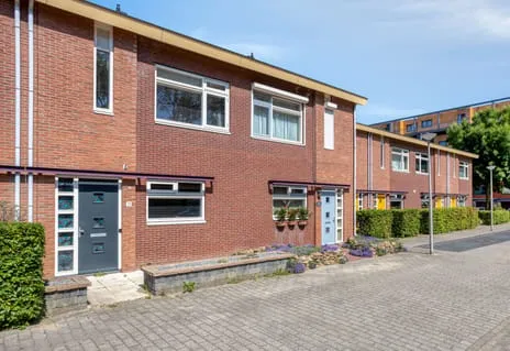 Tussenwoning te koop: De Plataan 11, Rozenburg Rozenburg (Zh)