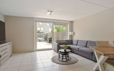 Terraced house for sale: de Ruijterstraat 23, Oostbuurt Vlaardingen