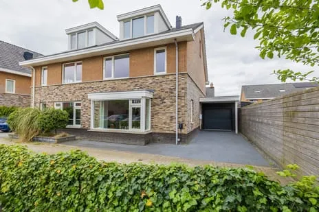 Hoekwoning te koop: De Ruijterstraat 35D, De Hoek Rijnsburg