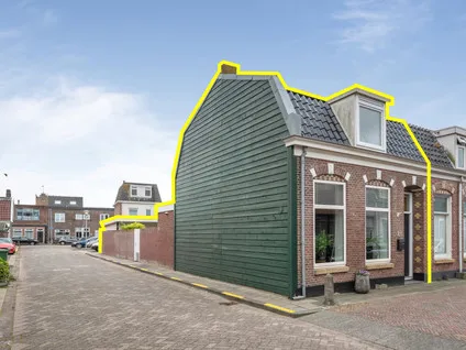 Hoekwoning te koop: De Ruijterstraat 62, Van Galenbuurt Den Helder