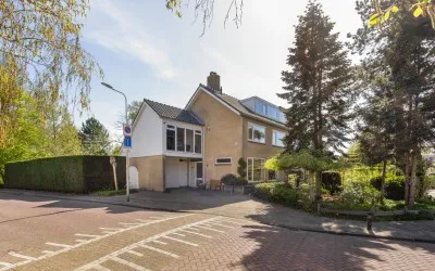 Hoekwoning te koop: de Ruyterlaan 24, Meerwijk Bennebroek