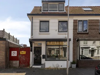 Hoekwoning te koop: De Ruyterstraat 75, Heidebuurt Ijmuiden