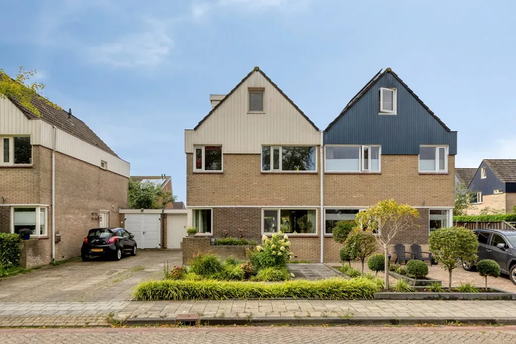 Tussenwoning te koop: De Sânhorst 14, Ijlst