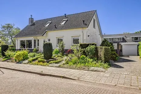 Vrijstaande woning te koop: De Savornin Lohmanlaan 55, Paauwenburg West Vlissingen