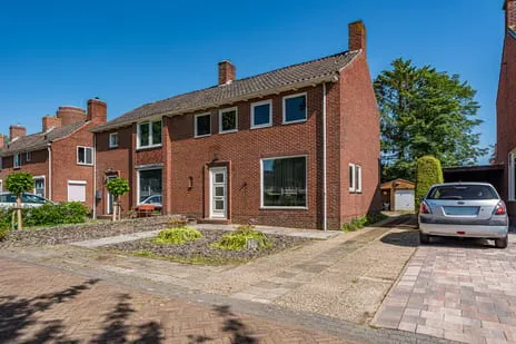 Twee-onder-één-kap te koop: de Savornin Lohmanlaan 74, Oude Pekela Oude Pekela
