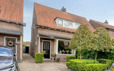Twee-onder-één-kap te koop: De Savornin Lohmanstraat 129, Franse Gat Veenendaal