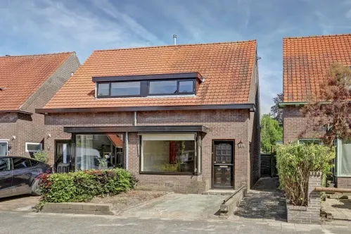 Twee-onder-één-kap te koop: De Savornin Lohmanstraat 159, Franse Gat Veenendaal