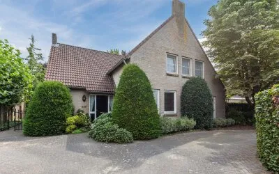 Vrijstaande woning te koop: De Scheifelaar 240, De Scheifelaar Veghel