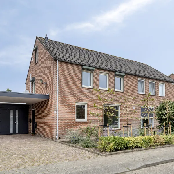 Hoekwoning te koop: de Sering 2A, Boxmeer