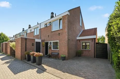 Hoekwoning te koop: De Sint Pieter 36, Kalf Noord Zaandam