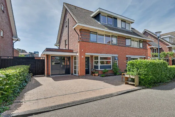 Twee-onder-één-kap te koop: de Slenk 35, Hoep-Noord Schagen