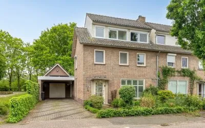 Twee-onder-één-kap te koop: De Smagt 25, De Mortel De Mortel