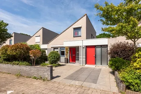 Tussenwoning te koop: De Sonneveld 142, Oosterzij Heiloo