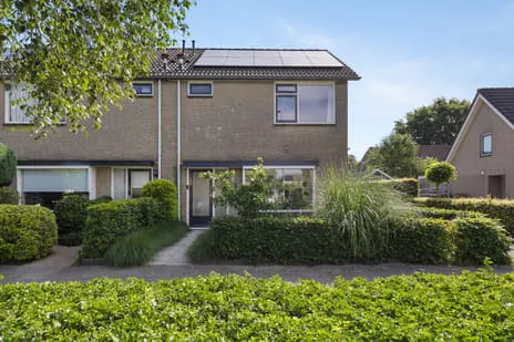 Corner house for sale: De Steenkamp 66, De Steenkamp Voorthuizen