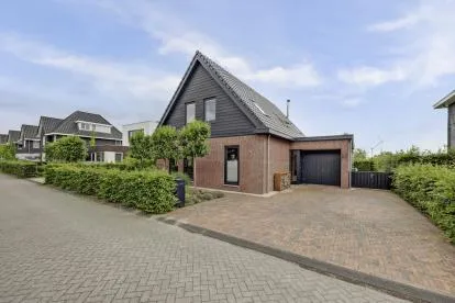 Vrijstaande woning te koop: De Stijl 17, De Gilden Dronten