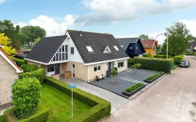 Detached house for sale: De Strikel 1, Deinum Deinum