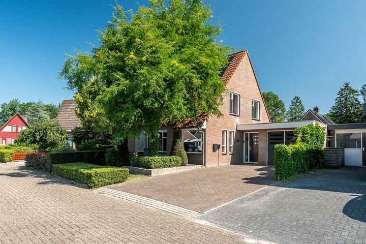 Twee-onder-één-kap te koop: de Stringen 25A, Nieuwehorne Nieuwehorne