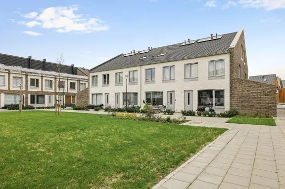 Hoekwoning te huur: De Stripmakerhof 31, Stripheldenbuurt Oost Almere
