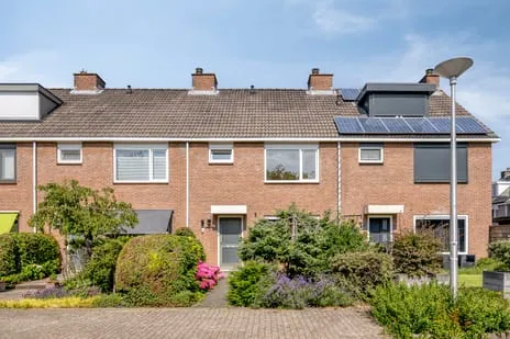 Terraced house for sale: De Touwbaan 9, Krommeweg-Zuid Hendrik-Ido-Ambacht