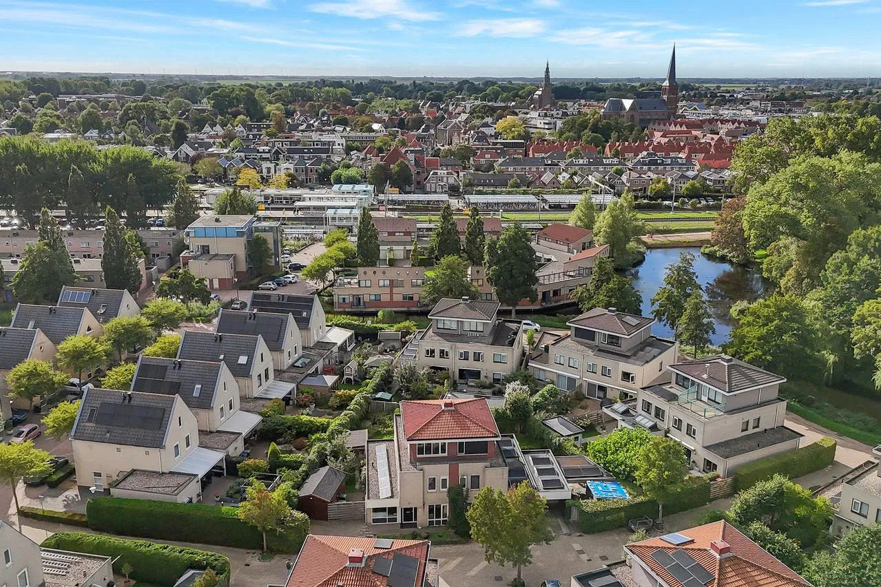 Twee-onder-één-kap te koop: De Tuinen 17, Schagen