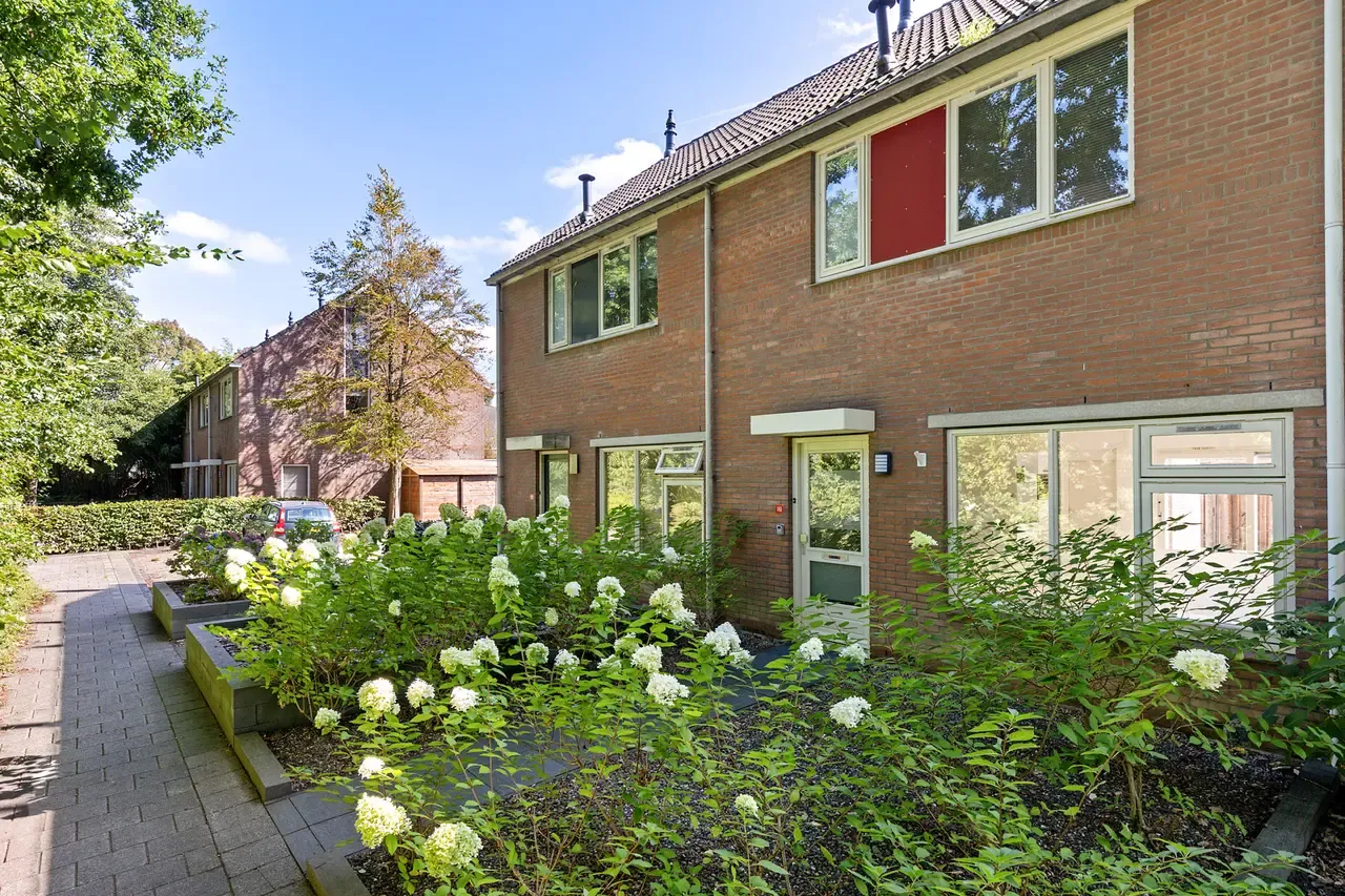 Tussenwoning te koop: De Twee Gebroeders 110, Drachten