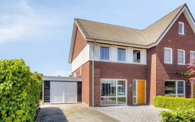Twee-onder-één-kap te koop: De Uitvang 54, Van den Tillaartstraat e.o. Bergeijk