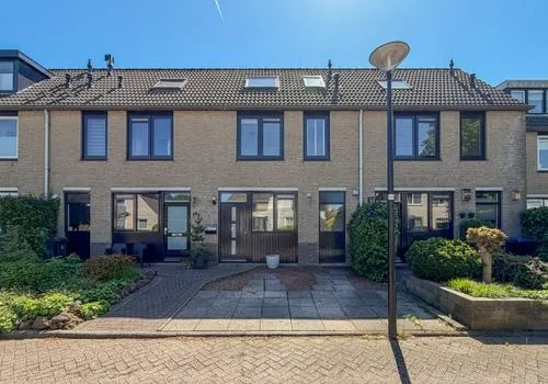 Tussenwoning te koop: De Vang 21, Molenland Mijdrecht