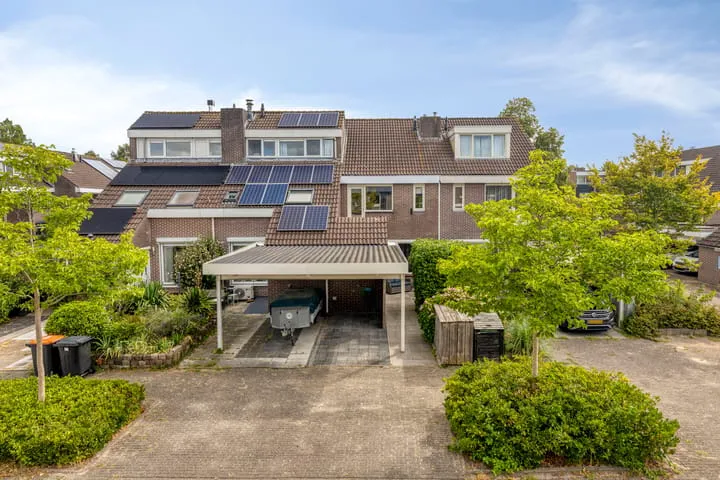 Tussenwoning te koop: De Vang 24, Grote Waal - Buurt 13 05 Hoorn