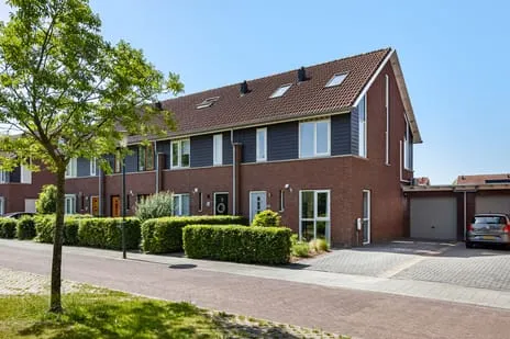 Tussenwoning te koop: De Velden 22, De Drait Zuid Drachten