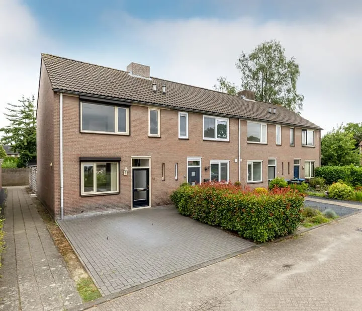 Hoekwoning te koop: De Vennen 15, Rijsbergen Rijsbergen
