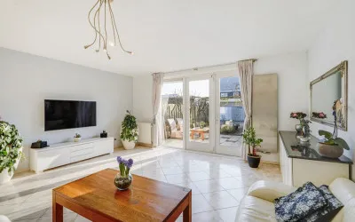 Tussenwoning te koop: De Vroomedijk 26, Waterbuurt 'S-Gravenhage