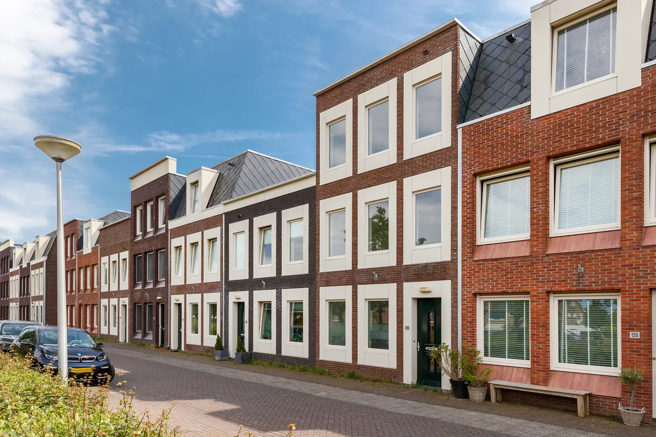 Tussenwoning te koop: De Vuursche 126, Vleuten