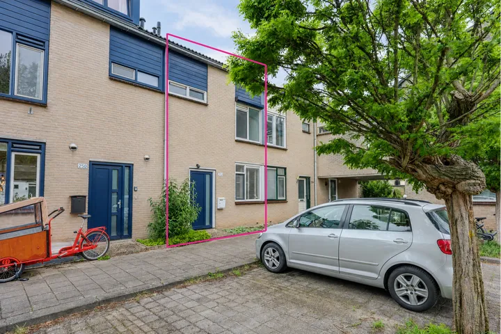 Tussenwoning te koop: De Waarden 252, Waarden en weerdslag Zutphen