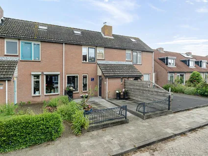 Tussenwoning te koop: De Weel 22, Hippolytushoef Oost (woonkern) Hippolytushoef