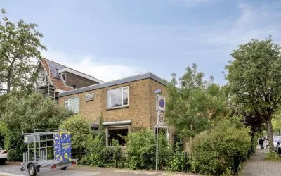 Twee-onder-één-kap te koop: De Weer 6B, Vennenbuurt Zaandam