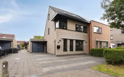Twee-onder-één-kap te koop: De Welle 35, Leeuwarden