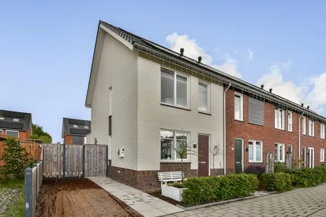 Hoekwoning te koop: De Wetering 37, De Hoek-1 Spijkenisse