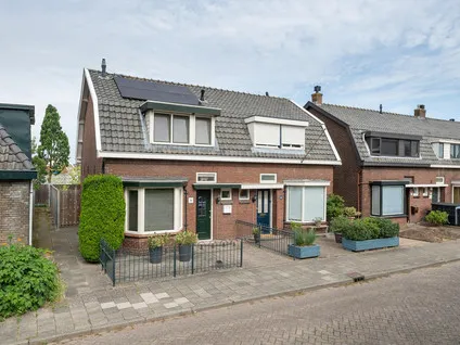 Twee-onder-één-kap te koop: de Wetstraat 36, Bolnes Ridderkerk